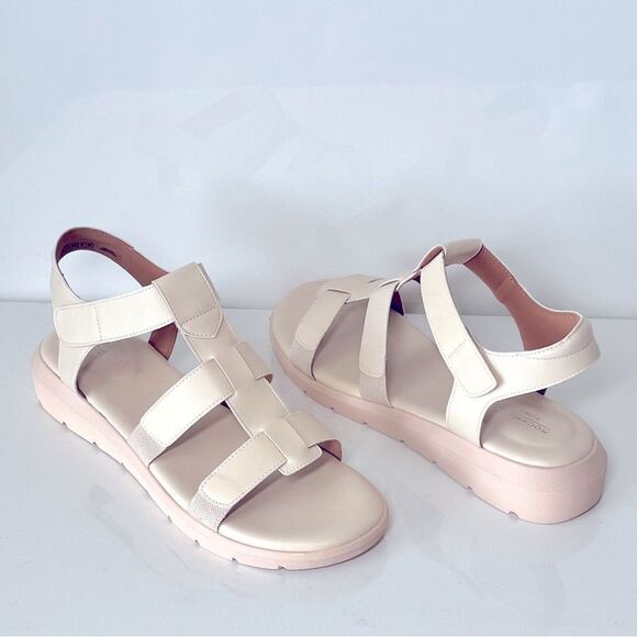 Rockport T-Strap Fisherman Sandals - Abbie - Picture 4 of 7